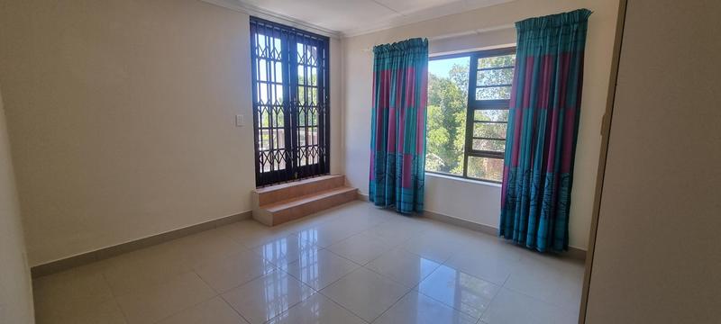 4 Bedroom Property for Sale in Reebok Western Cape